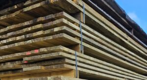 construction timber, dried timber, impregnated timber, calibrated timber, graded timber, double-cut timber, single-cut timber, roofing timber, rafters, beams, battens, firewood, pine firewood, hardwood firewood, softwood firewood, firewood in containers, packaged firewood, wood impregnation, wood drying, sleepers, wooden pallets, rounded poles